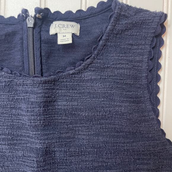 J Crew Navy Blue Textured Tank Top Scallop Trim Preppy Basics Size Womens Medium - Picture 2 of 8